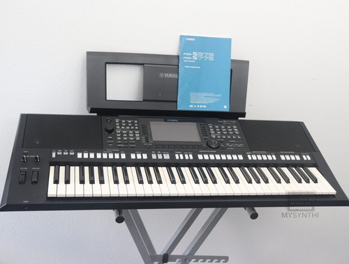 Yamaha psr s775 - psr,