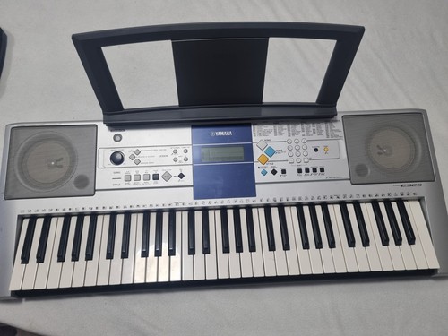 Yamaha psr e323 - psr,